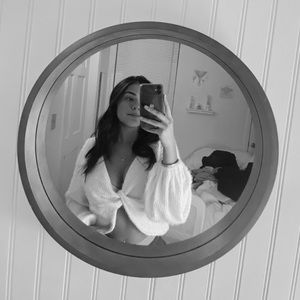 Meet your Posher, Ariana